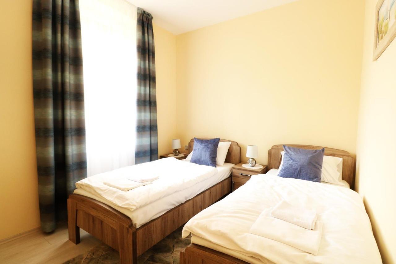 Classic Apartman Segedyn Zewnętrze zdjęcie