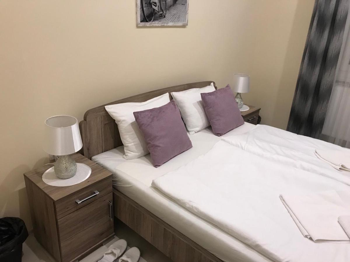 Classic Apartman Segedyn Zewnętrze zdjęcie